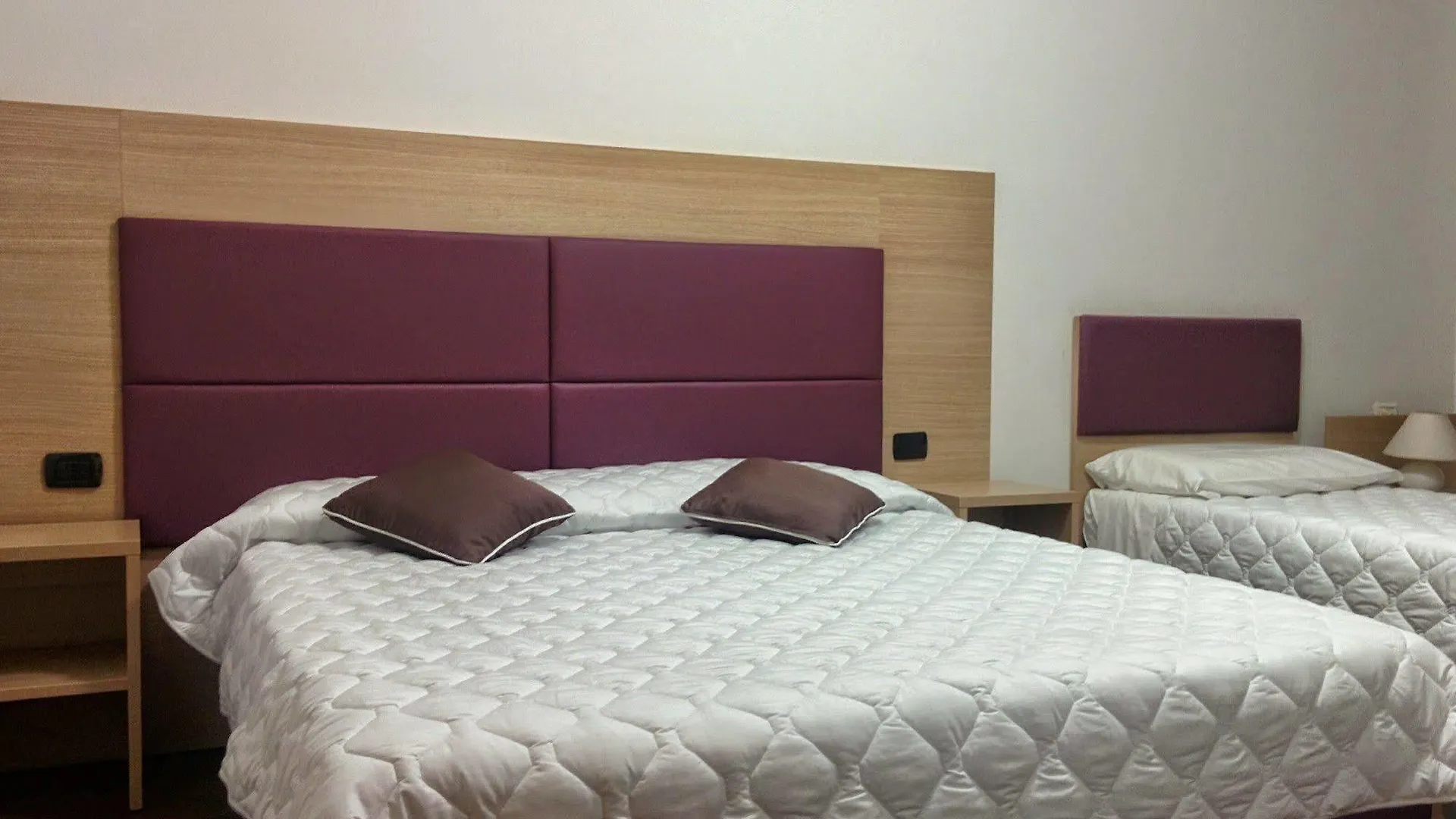 Hotel Esperanza Florence 2*,  Italy